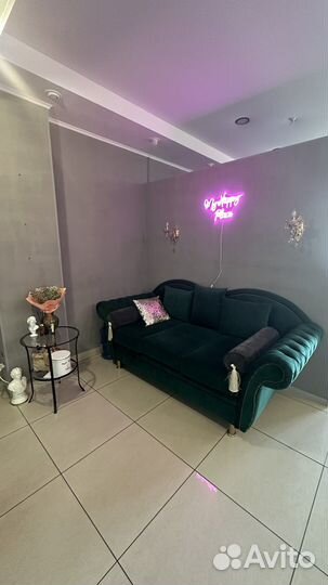 Место бровиста визажиста аренда Флагман