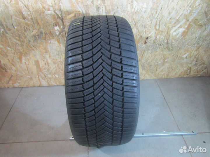 Bridgestone Weather Control A005 275/40 R19