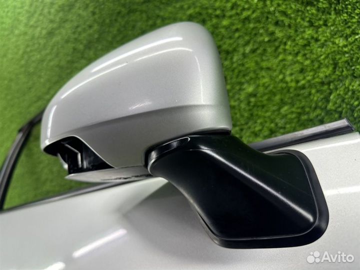 Зеркало заднего вида Цвет- 1F7 переднее правое