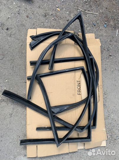 Молдинги дверей bmw e39