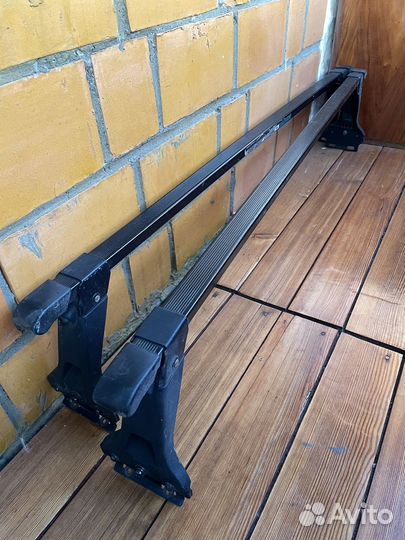 Рейлинги на крышу Nissan serena