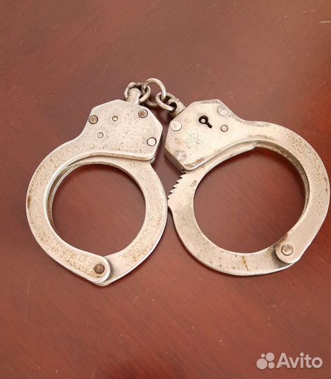 Наручники брс