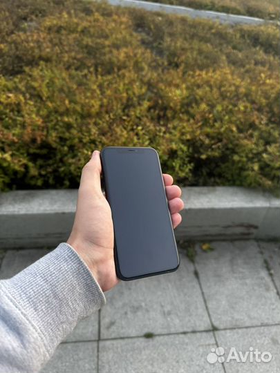 iPhone Xr, 128 ГБ