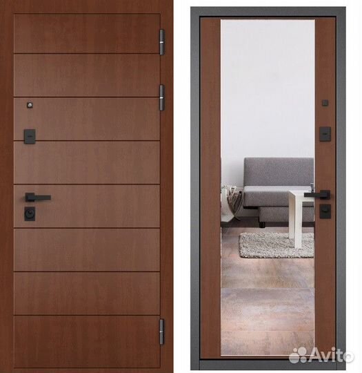 Дверь в квартиру с зеркалом