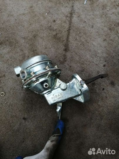 Насос топливный зил-130 пекар