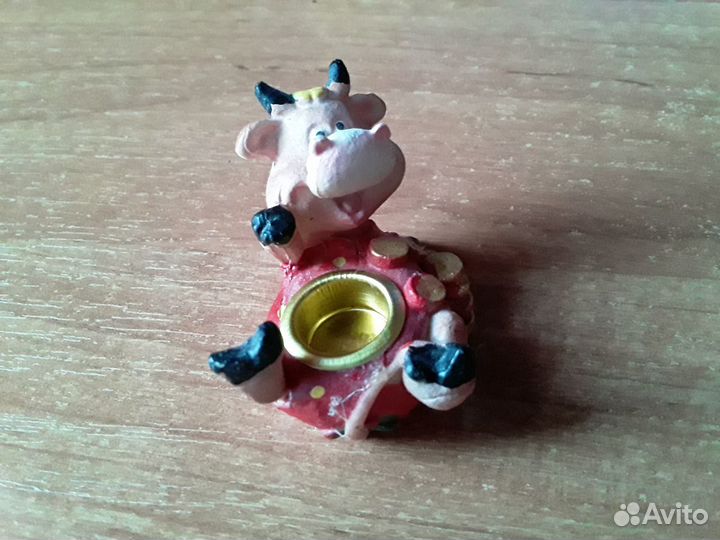 Сувениры (коровки, мышки, хрюша)