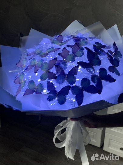 Светящийся букет из бабочек, подарок