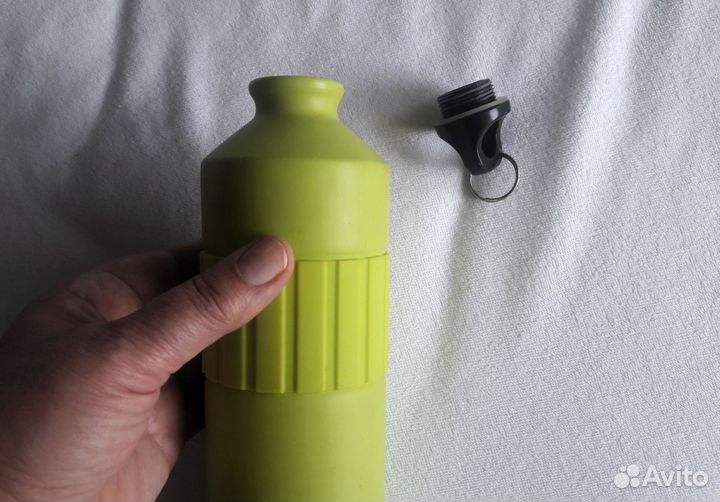 Бутылка металлическая для воды 0,75 л