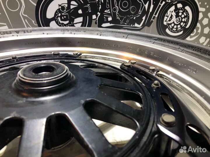 Переднее колесо komstar Honda VT250F 1983г