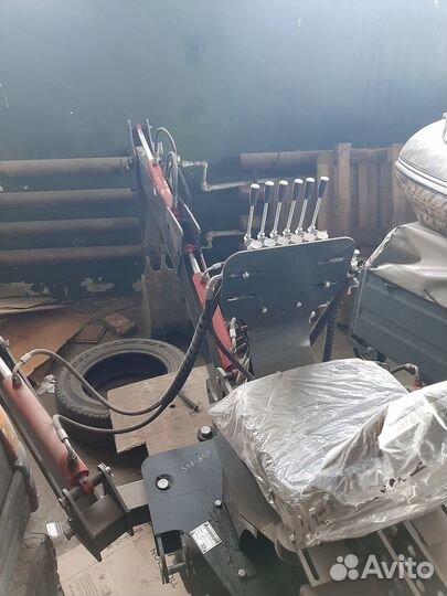 Навесная Экскаваторно - бурильная установка