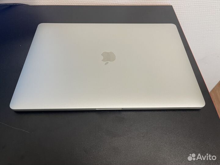 15 MacBook Pro Touch Bar. Кредит. Гарантия