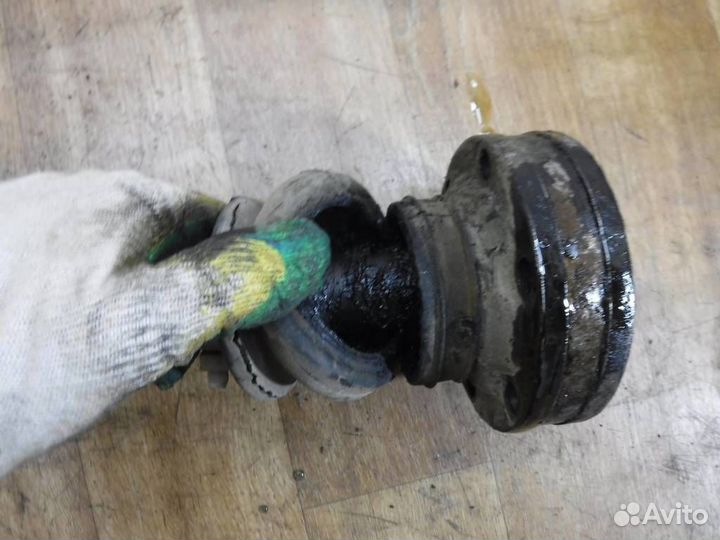 Полуось задняя правая Mercedes-Benz S-класс W140