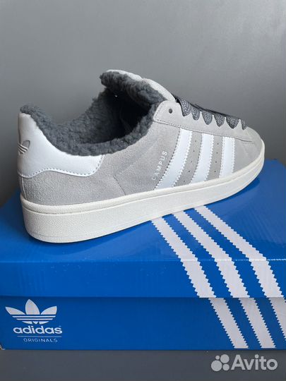 Кроссовки adidas зимние