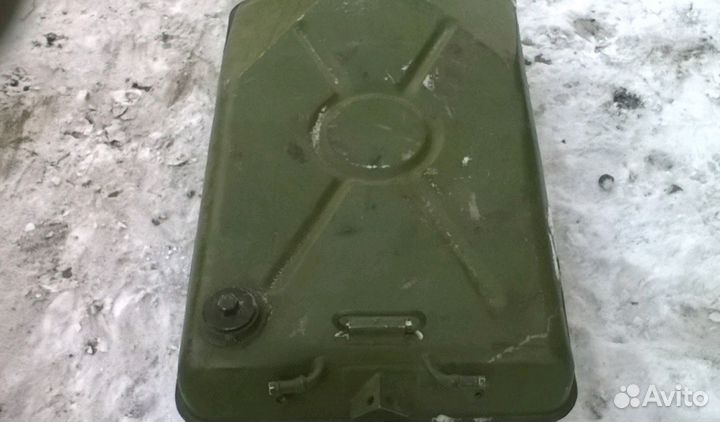 Баки топливные 95 литр. переносные с ручками