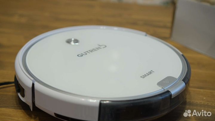 Робот-пылесос Gutrend smart 300