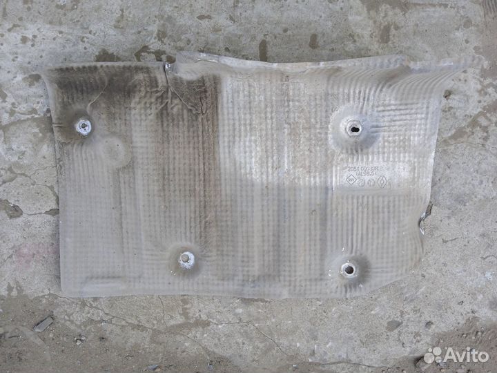 Экран тепловой Renault Kaptur Duster Terrano