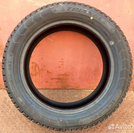 Triangle PS01 215/55 R17 98T