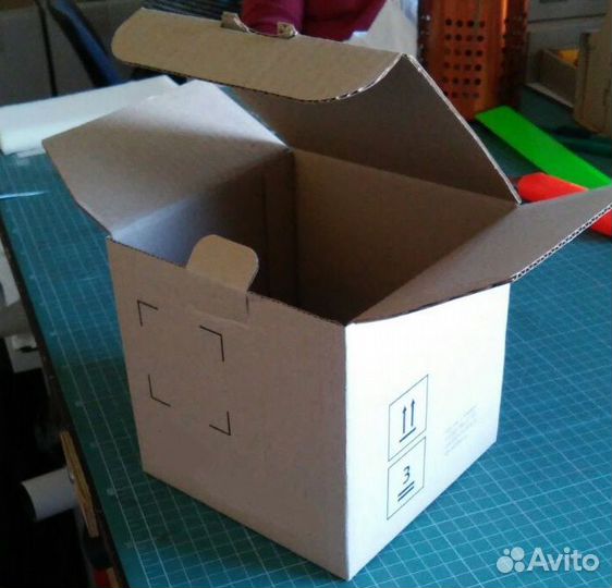Коробки картонные