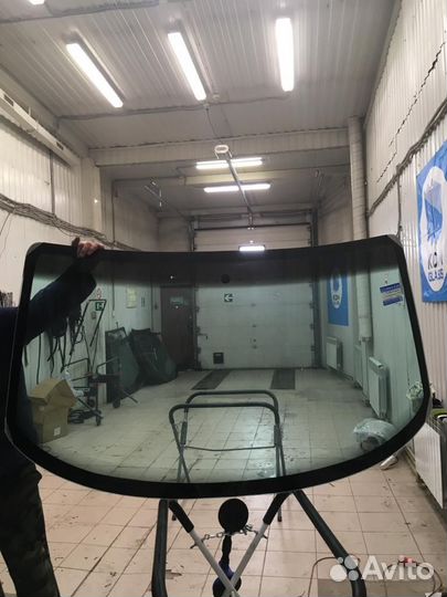 Лобовое стекло Фольксваген Транспортер т4