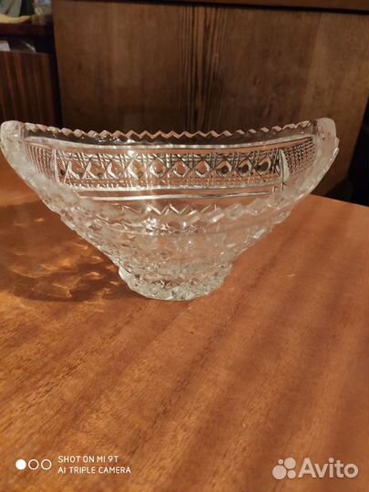 Хрустальная ваза