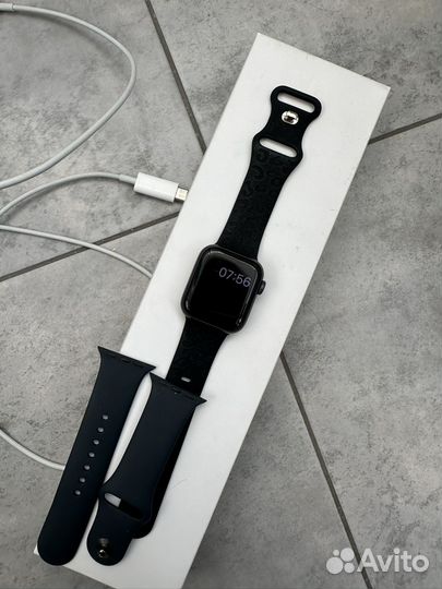 Apple watch se 2020 40мм