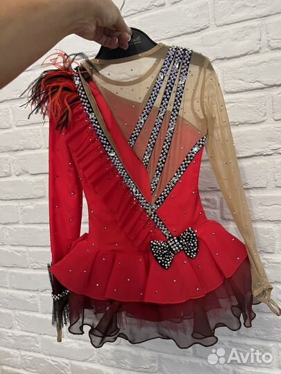 Костюм для фигурного катания