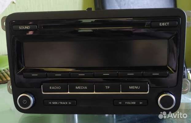Штатная магнитола на volkswagen tiguan 1