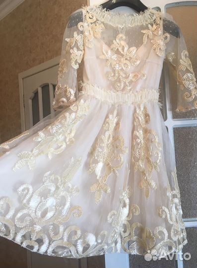 Вечернее платье