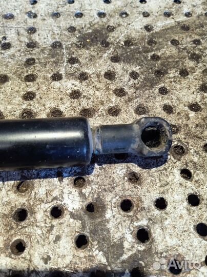 Газлифт Honda Fit Shuttle Hybrid GP2