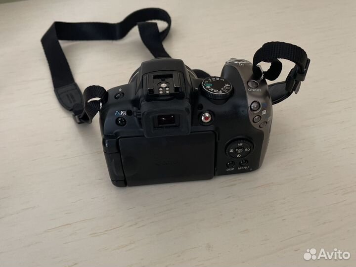 Зеркальный фотоаппарат Canon PowerShot SX20 IS