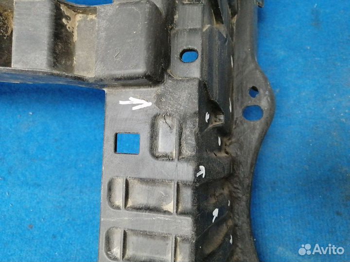 Передняя панель 5K0805588