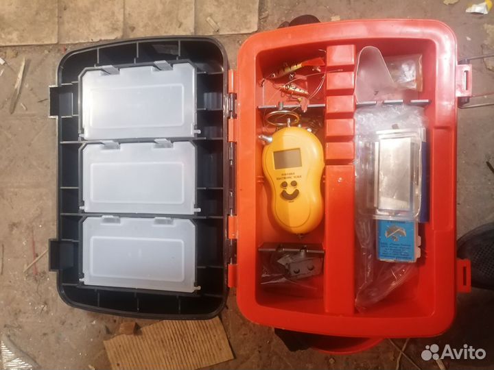 Зимний рыболовный ящик