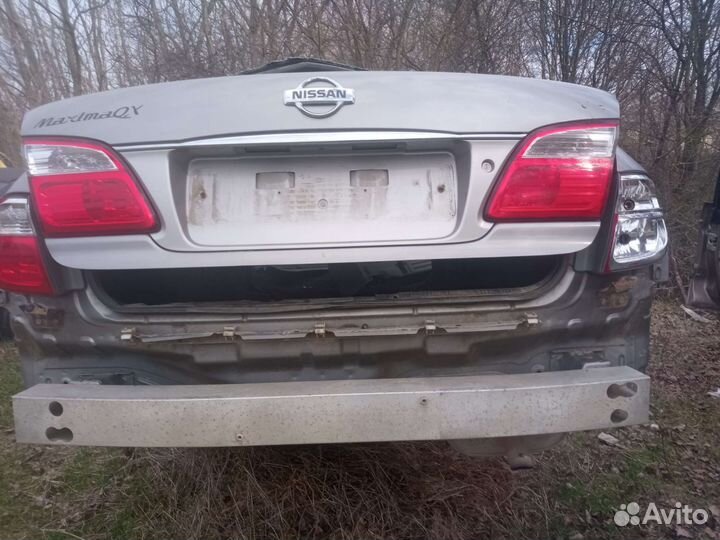 Крышка багажника nissan maxima,nissan cefiro A33