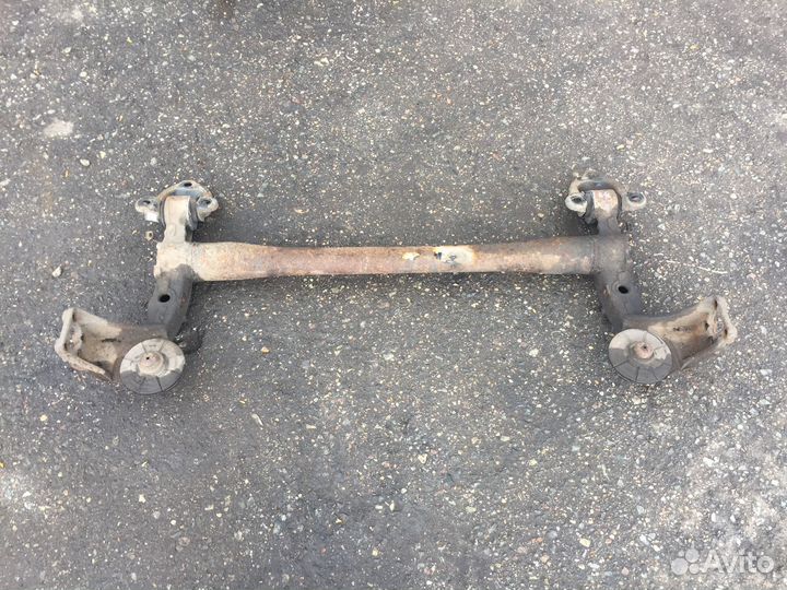 Задняя балка Opel Astra H