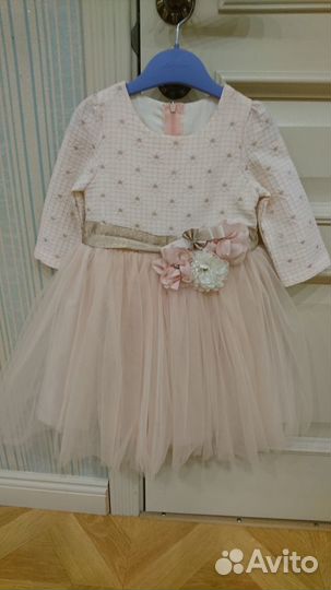 Платье праздничное