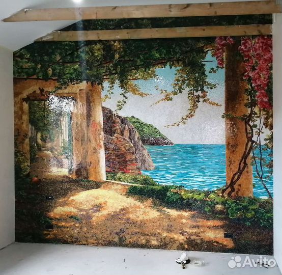 Художник по мозаике