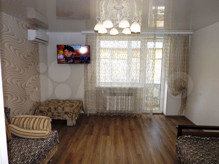 2-к. квартира, 56 м², 2/9 эт.