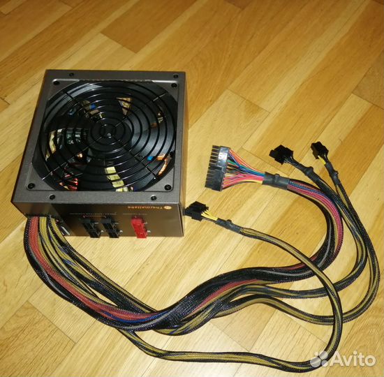 Блок питания 750w Thermalteke