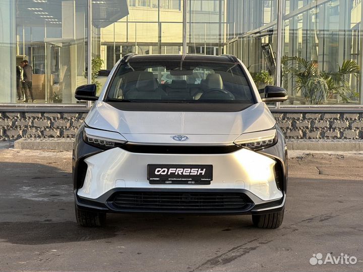Toyota bZ4X 204 л.с. AT, 2022, 117 км
