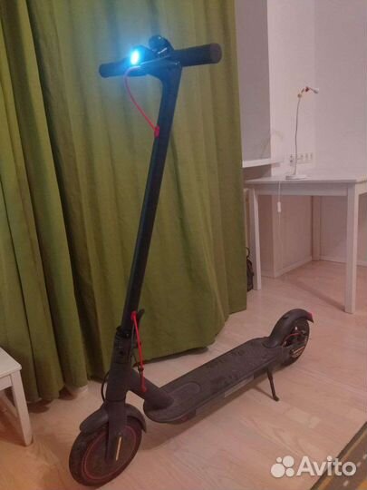 Электросамокат xiaomi m365 pro