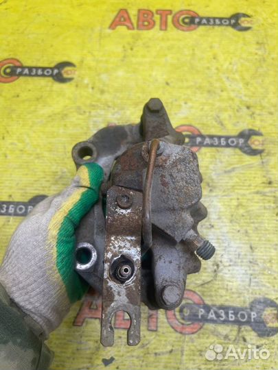 Суппорт передний левый Volkswagen Passat B5 AHL