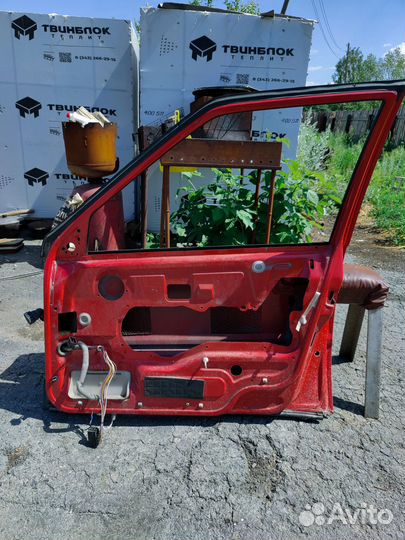 Передняя правая дверь Volvo 850 (Вольво 850)