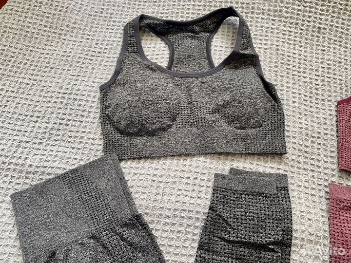 Фитнес костюм бесшовный спортивный костюм М