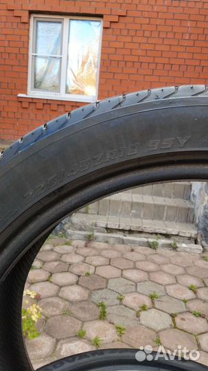 Yokohama Advan Sport V105 225/45 R18