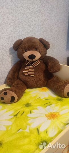 Плюшевый медведь