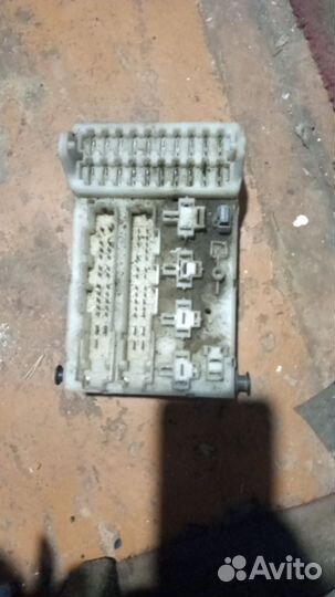 Блок предохранителей Ford Mondeo 2