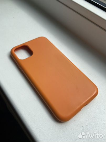 Чехол на iPhone 11