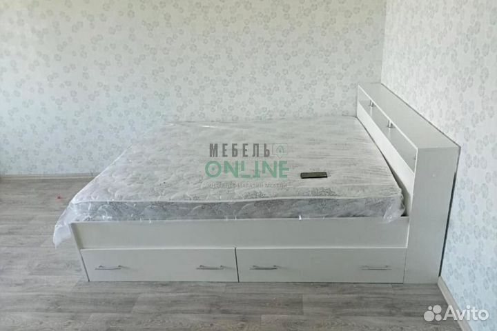 Кровать с ящиками