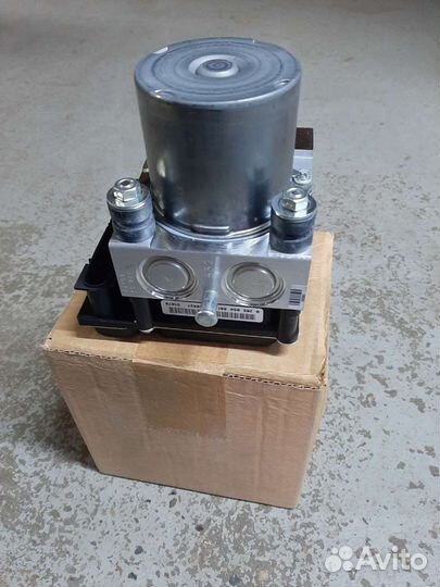 Блок ABS Infiniti M35 новый оригинал