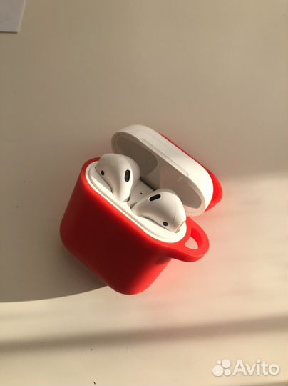 Airpods 2 оригинальные в идеальном состоянии
